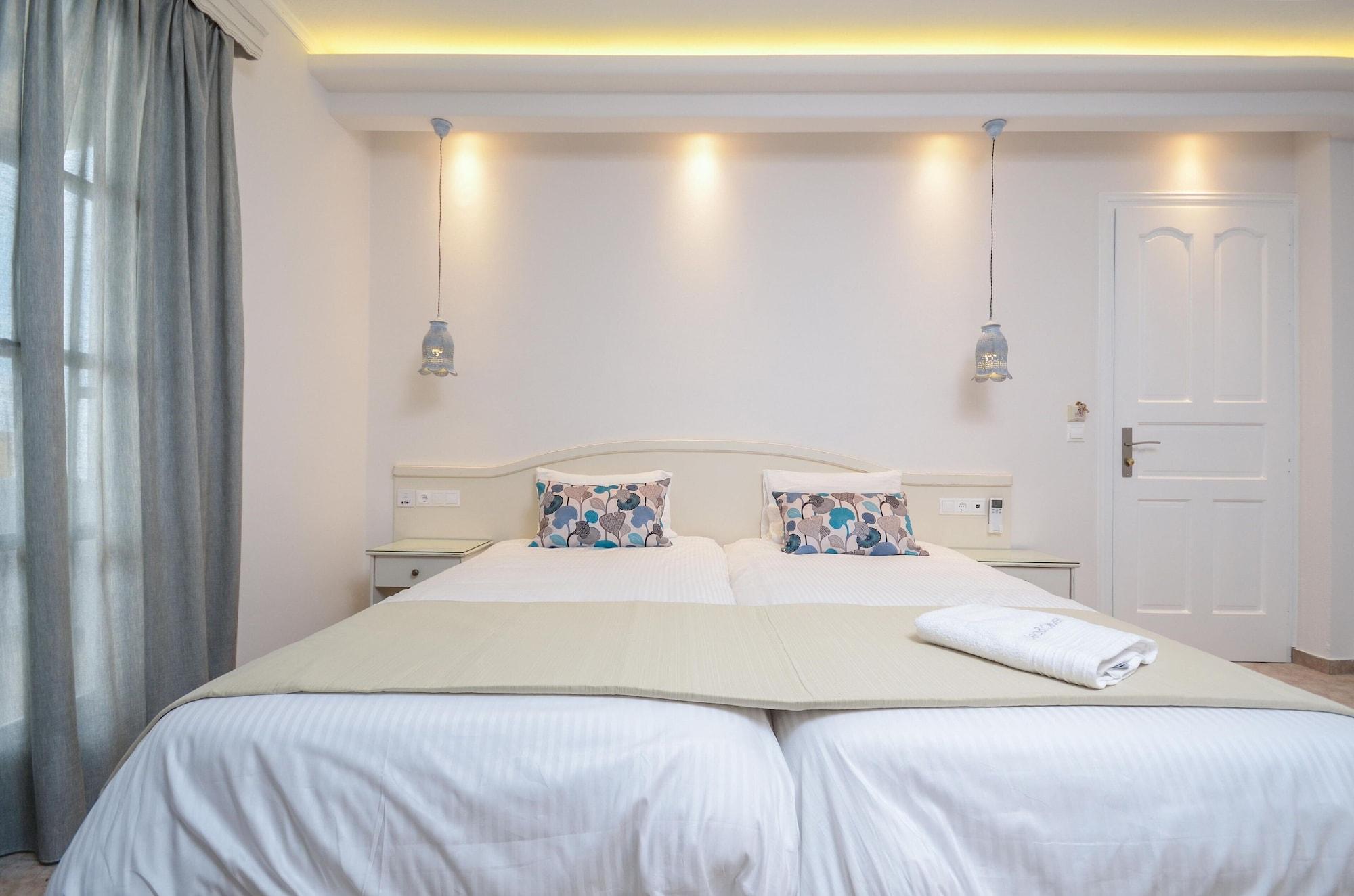 Aparthotel Spiros Naxos City